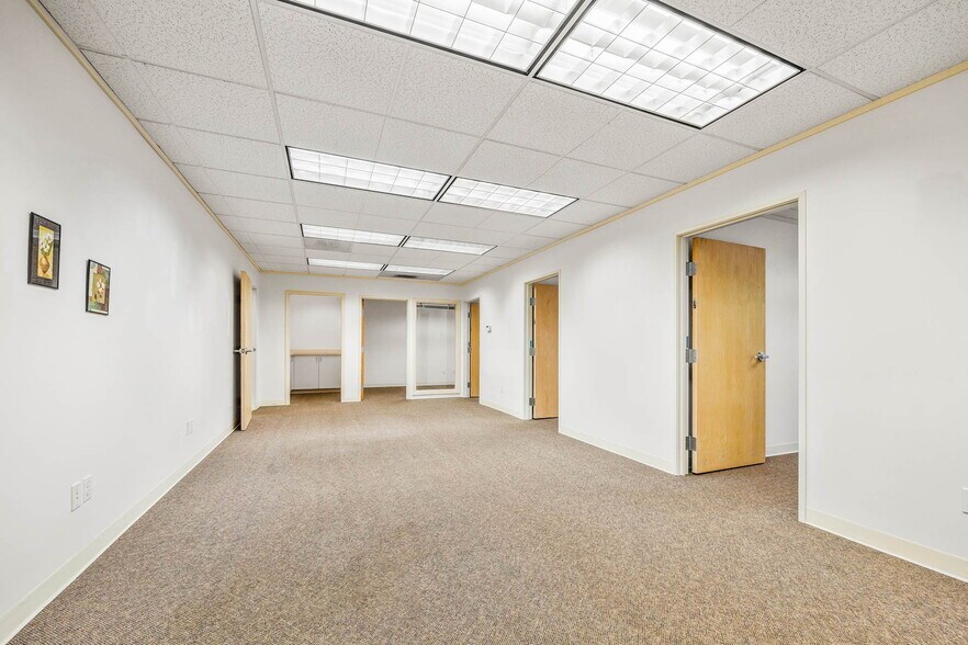 More Photos Of 705 9th St, Florence Medical For Lease