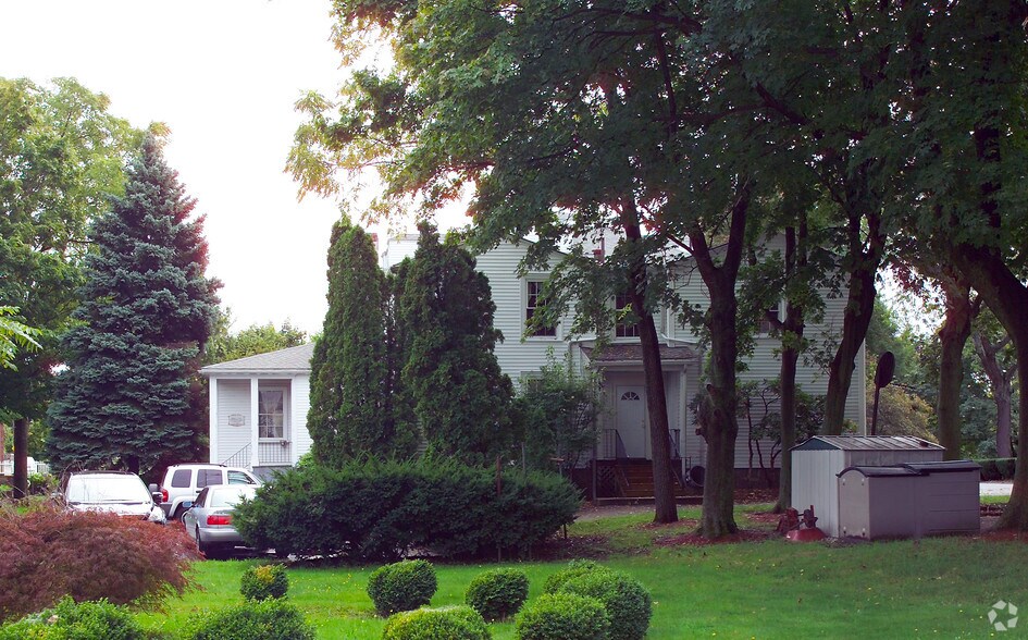 More Photos Of 36 Miller Stile Rd, Quincy Office For Lease