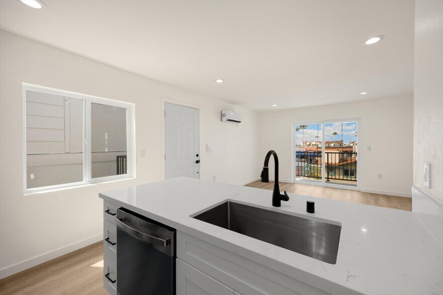 More Photos Of 102 E Avenida San Gabriel, San Clemente Multifamily For Sale