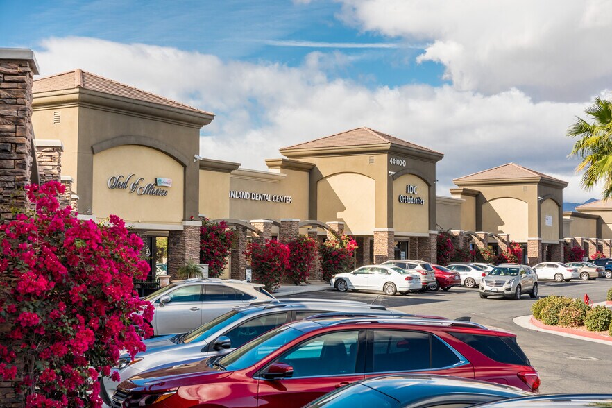 More Photos Of 44100 Jefferson St, Indio Land For Lease