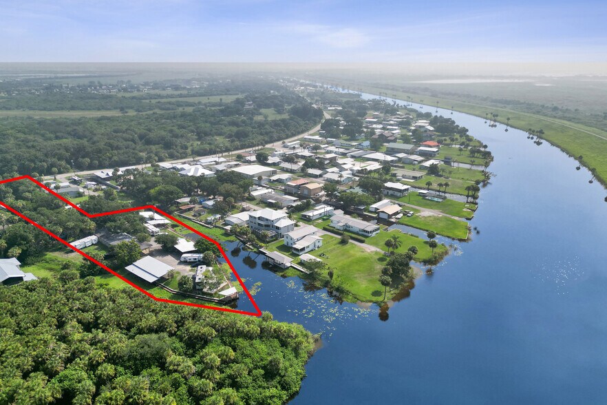 More Photos Of , Moore Haven Multifamily For Sale