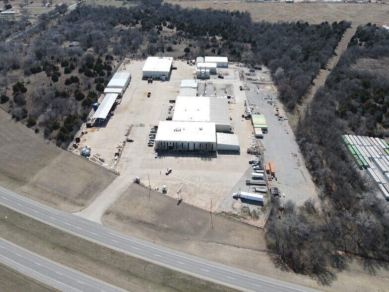 More Photos Of 1200 E Highway 7, Duncan Manufacturing For Sale