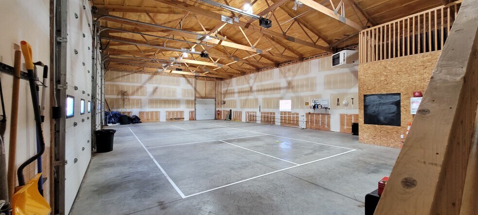 More Photos Of 3101 Vaughn Rd, Great Falls Flex For Sale