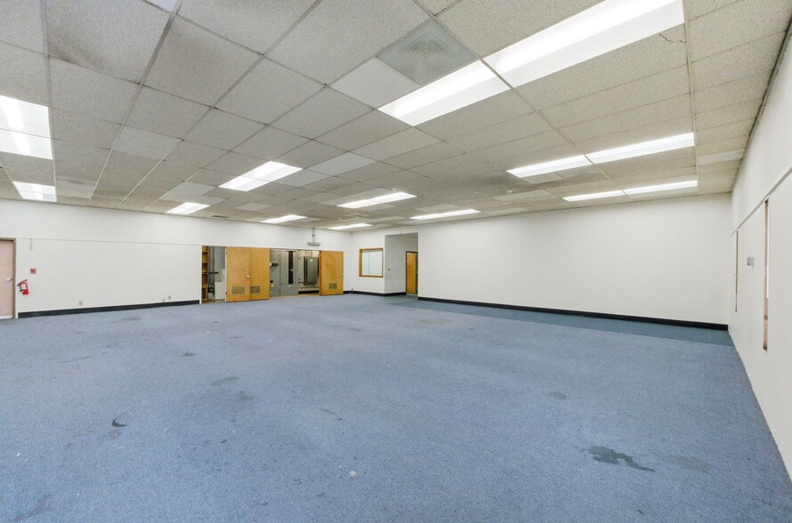 More Photos Of 6537 Foothill Blvd, Oakland Office For Lease