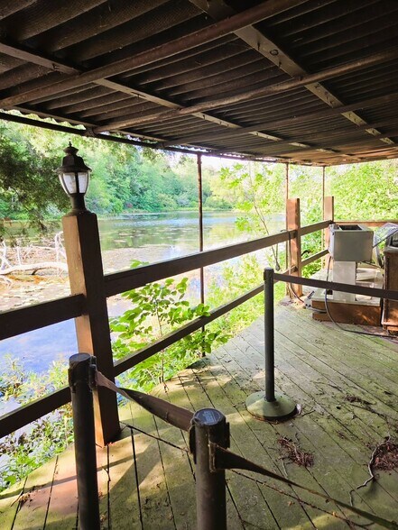 More Photos Of 476 S Burlington Rd, Bridgeton Sports And Entertainment For Sale