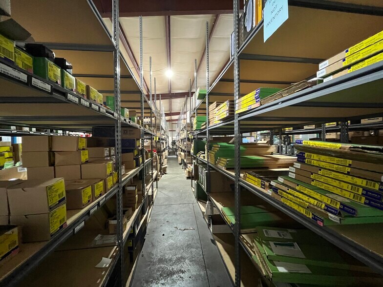 More Photos Of 16645 US Highway 19, Hudson Showroom For Sale