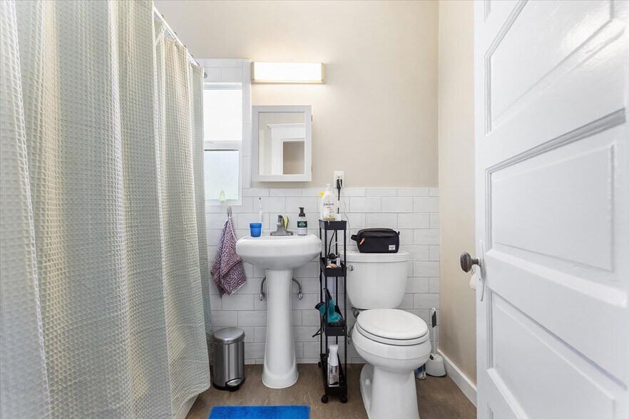 More Photos Of 3110 California St, Berkeley Multifamily For Sale