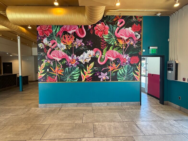 More Photos Of 7389 Orchard Lake Rd, West Bloomfield Restaurant For Lease