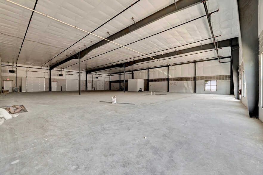 More Photos Of 200 Carson Drive, Bear Light Distribution For Lease