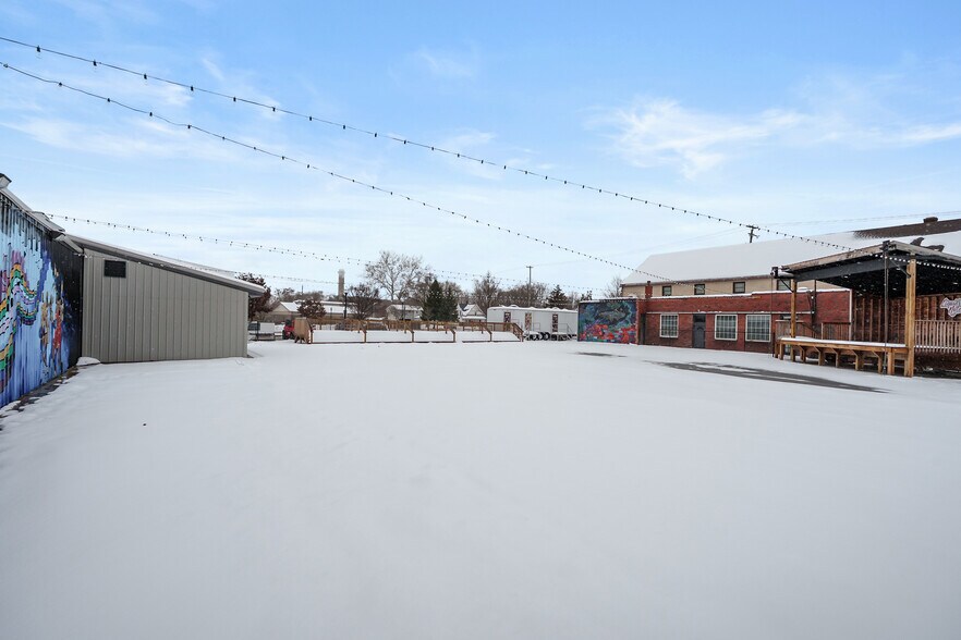 More Photos Of 117 E Allegan St, Otsego General Retail For Sale