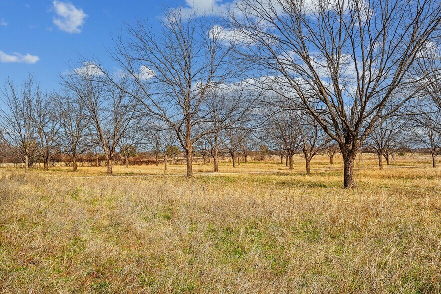 More Photos Of 3200 Rhea Ln, Granbury Land For Sale