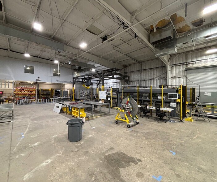 More Photos Of 4909 E Beverly Rd, Phoenix Industrial For Sale