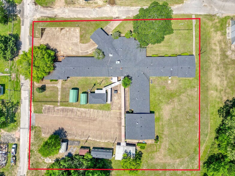 More Photos Of 510 E Bonham St, Jefferson Medical For Sale