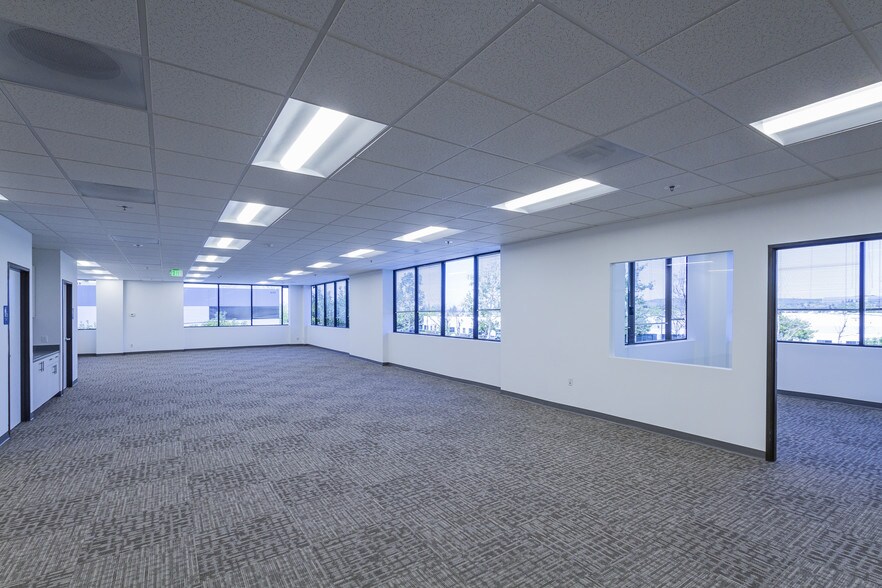 More Photos Of 2793 Loker Ave W, Carlsbad Manufacturing For Lease