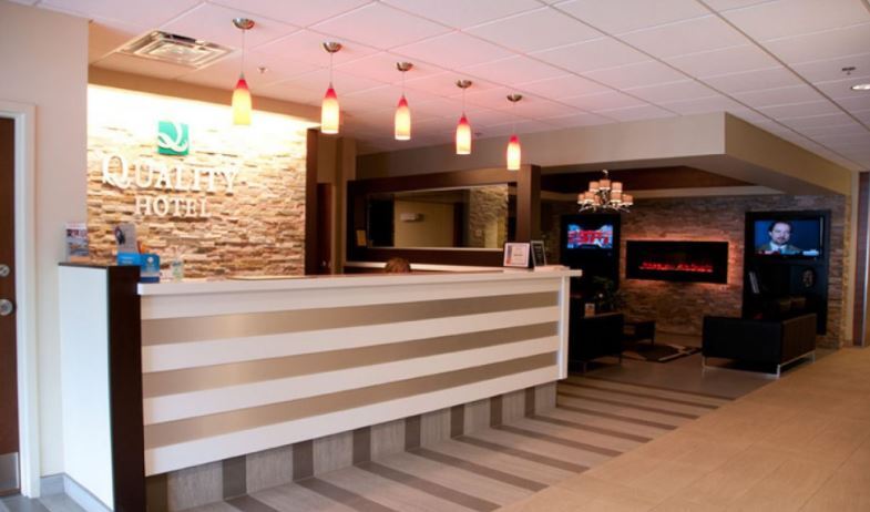 More Photos Of 157 Water St, Campbellton Hotel For Lease