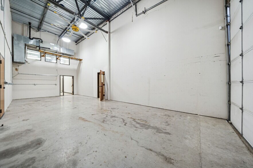 More Photos Of 111 Cooperative Way, Georgetown Flex For Lease