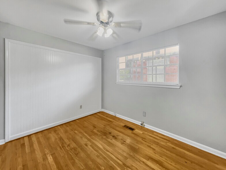 More Photos Of 3801 Millcreek Ln, Tuscaloosa Office For Lease