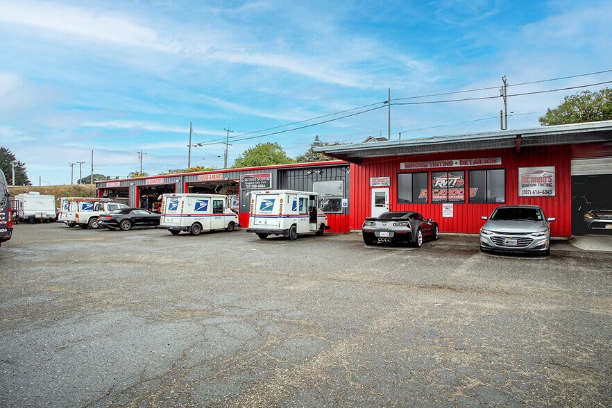 More Photos Of 2029 Broadway St, Eureka Storefront Retail Office For Sale