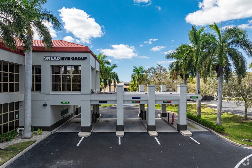 More Photos Of 6435 Naples Blvd, Naples Serviced Offices For Lease