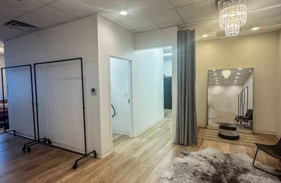 More Photos Of 5519 W State St, Boise Storefront Retail Office For Lease