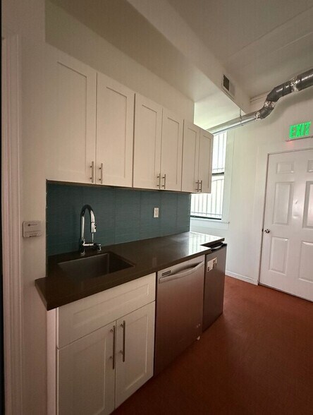 More Photos Of 740A 14th St, San Francisco General Retail For Lease