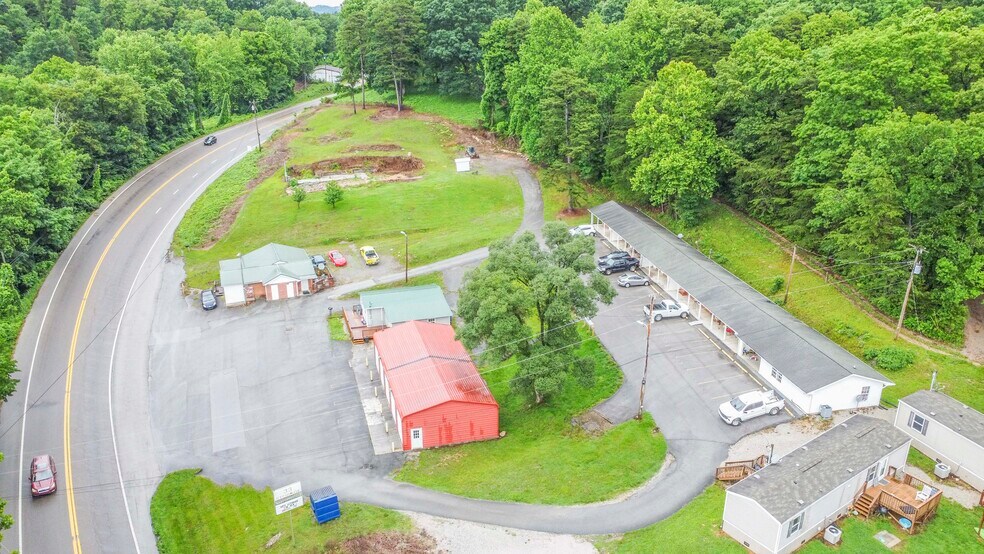 More Photos Of , Sharps Chapel Specialty For Sale
