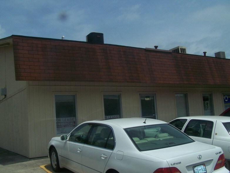 More Photos Of 301-309 Oak Ridge Tpke, Oak Ridge Office For Lease