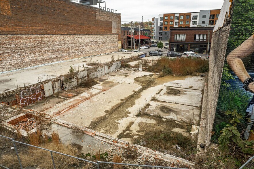 More Photos Of 115 E Jackson Ave, Knoxville Land For Sale
