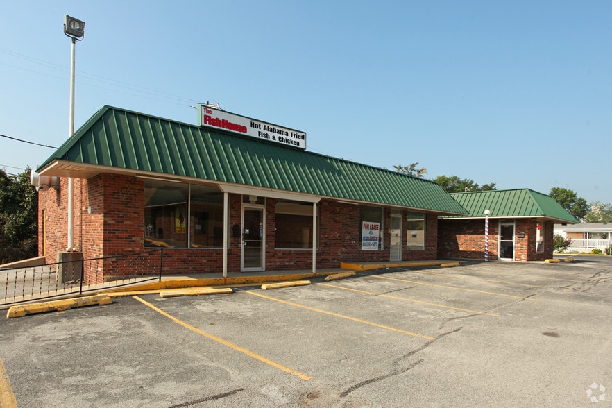 More Photos Of 3417 Grant Line Rd, New Albany Unknown For Lease