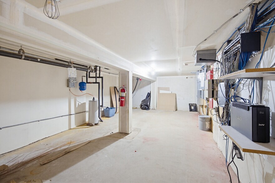 More Photos Of 171 E King St, Lancaster Loft Creative Space For Sale