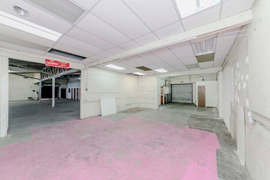 More Photos Of 3601 Florence Ave, Bell General Retail For Lease