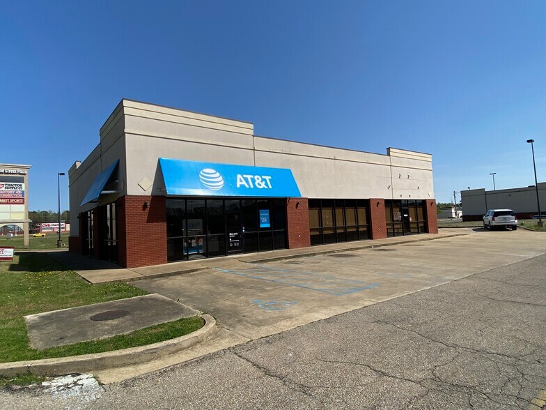 Primary Photo Of 213 Walmart Cir, Booneville Storefront Retail Office For Sale