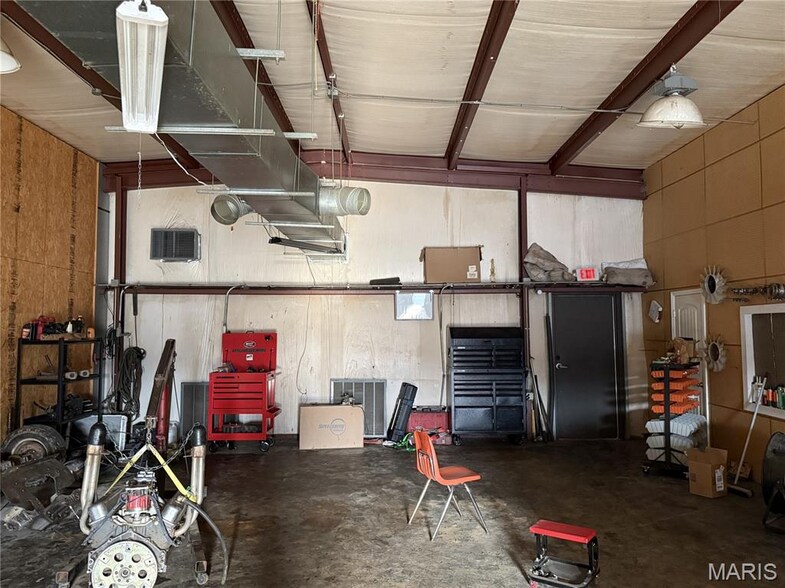 More Photos Of 904 Independence Ave, Kennett Industrial For Sale