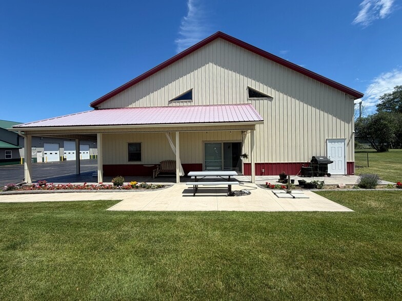 More Photos Of 6360 Dean Pky, Ontario Distribution For Sale