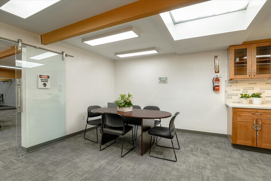 More Photos Of 1165-1169 N 5th St, San Jose Service For Sale