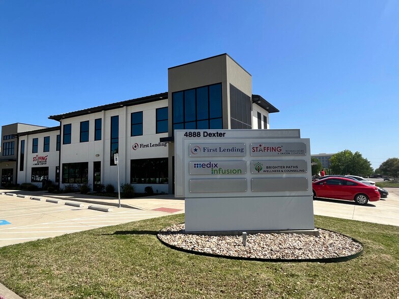 More Photos Of 4888 Dexter Dr, Plano Medical For Lease