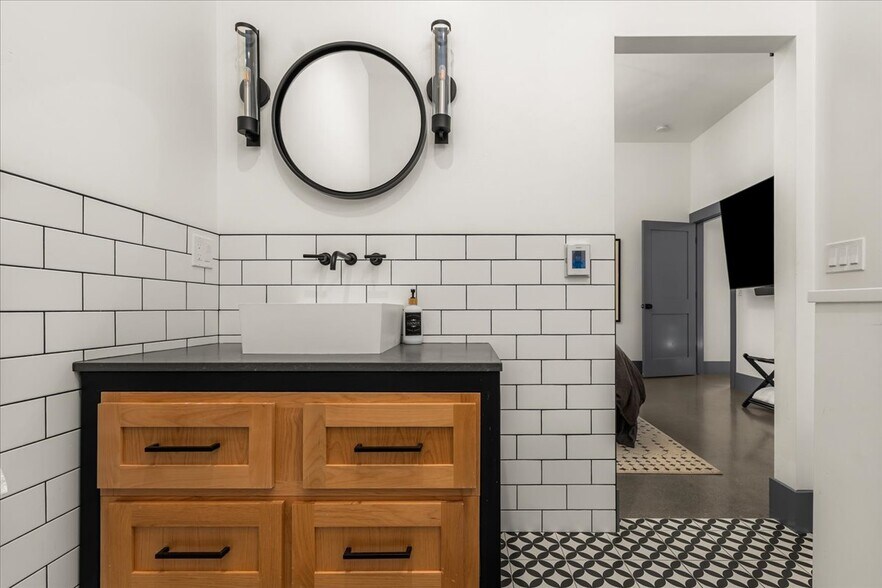 More Photos Of 224 Church St, Nevada City Office For Sale