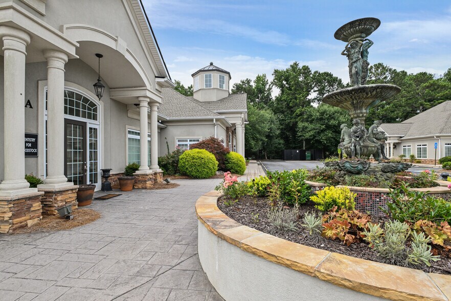 More Photos Of 1816 Eagle Dr, Woodstock Medical For Lease