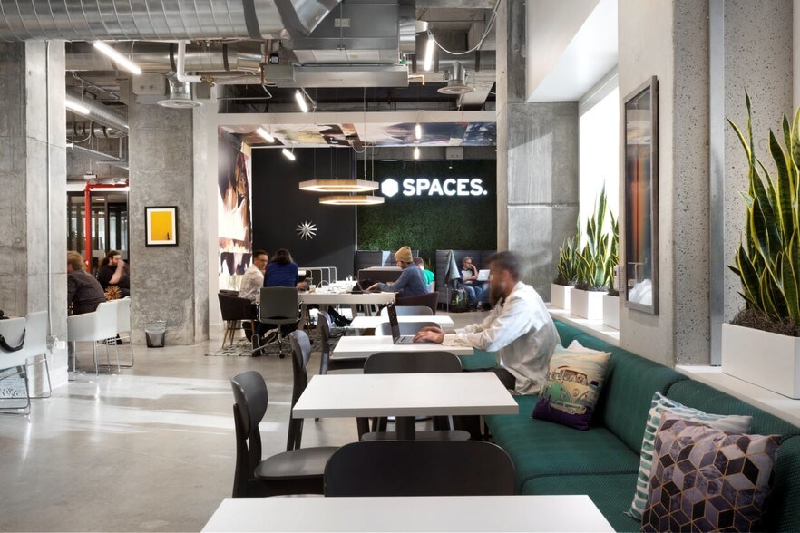 More Photos Of 1175 Peachtree St NE, Atlanta Office For Lease