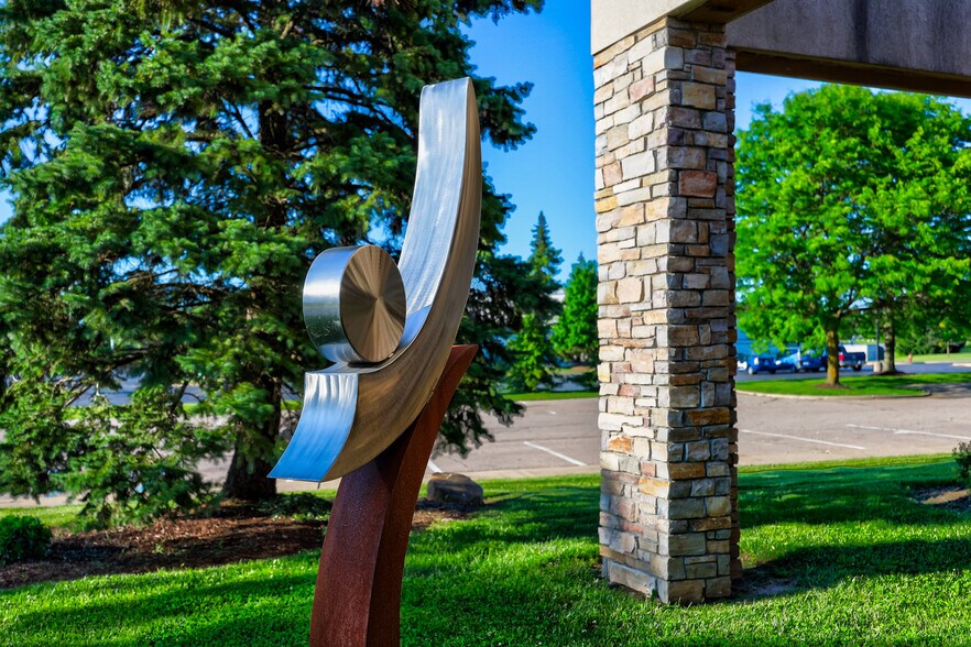 More Photos Of 4750 Venture Dr, Ann Arbor Light Manufacturing For Lease