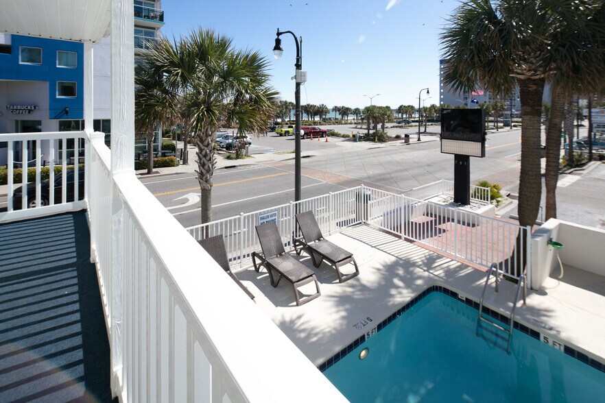 More Photos Of 501 N Ocean Blvd, Myrtle Beach Hotel For Sale
