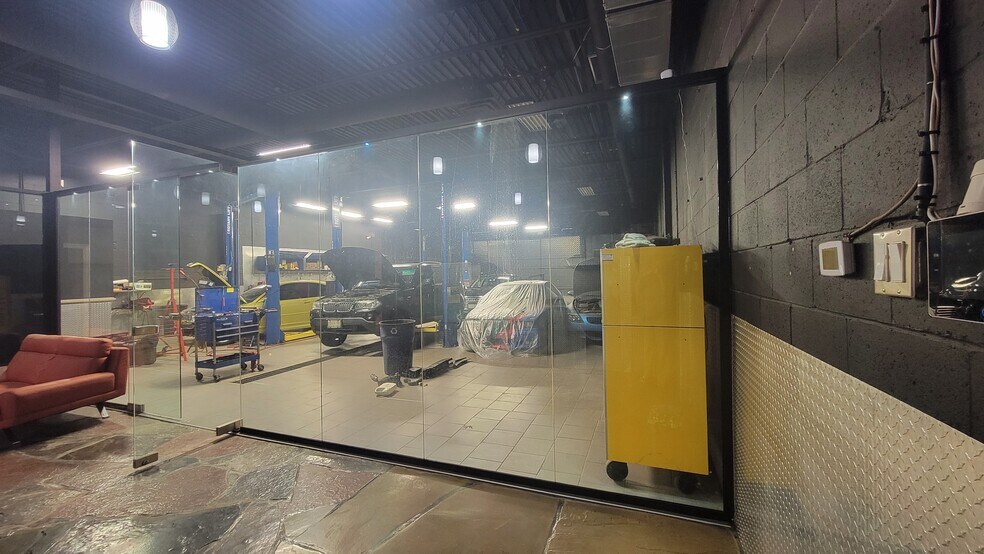 More Photos Of 73 Alness St, Toronto Light Distribution For Lease