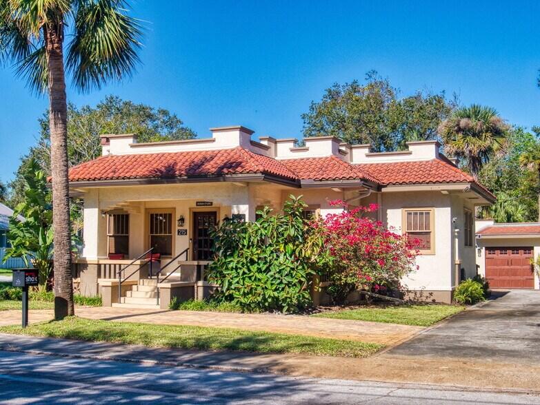 More Photos Of 215 Washington st, New Smyrna Beach Office Residential For Sale
