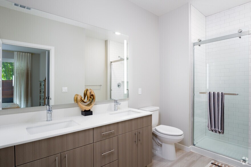 More Photos Of 505 Chatham Ave, Orlando Apartments For Lease