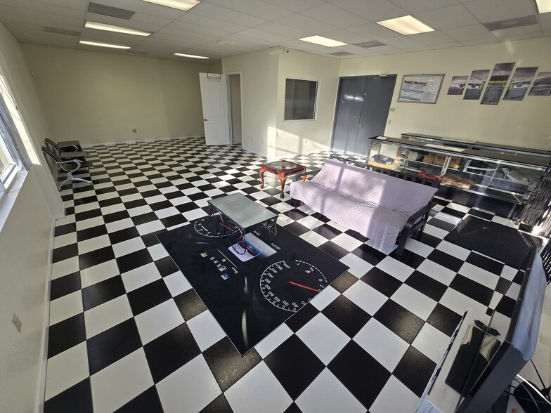 More Photos Of 12140 Wiles Rd, Coral Springs Light Manufacturing For Sale