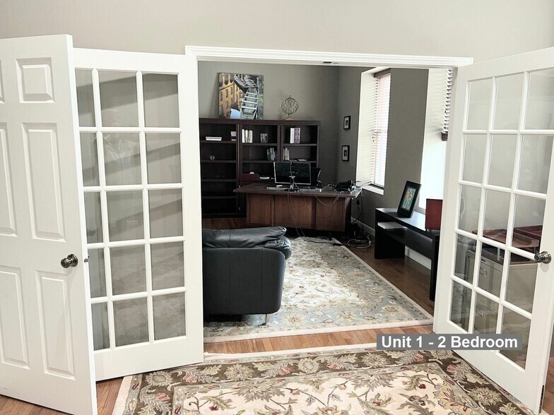 More Photos Of 127 W Taylor St, Grant Park Apartments For Sale