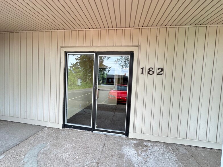 More Photos Of 1001 S 1st St, Fulton Apartments For Lease