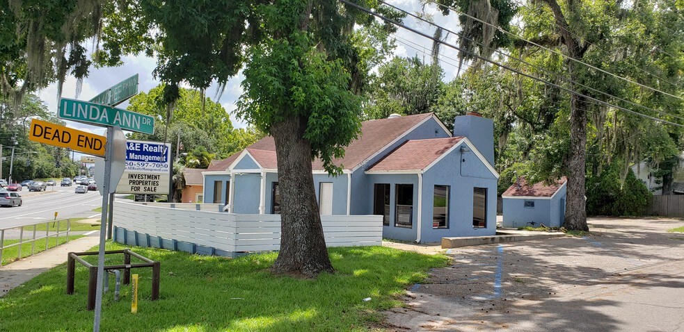 More Photos Of 2205 Apalachee Pky, Tallahassee Restaurant For Sale