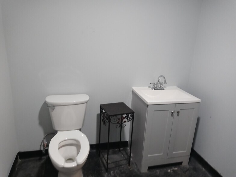 More Photos Of 39-49 Tucker St, Trenton Food Processing For Lease
