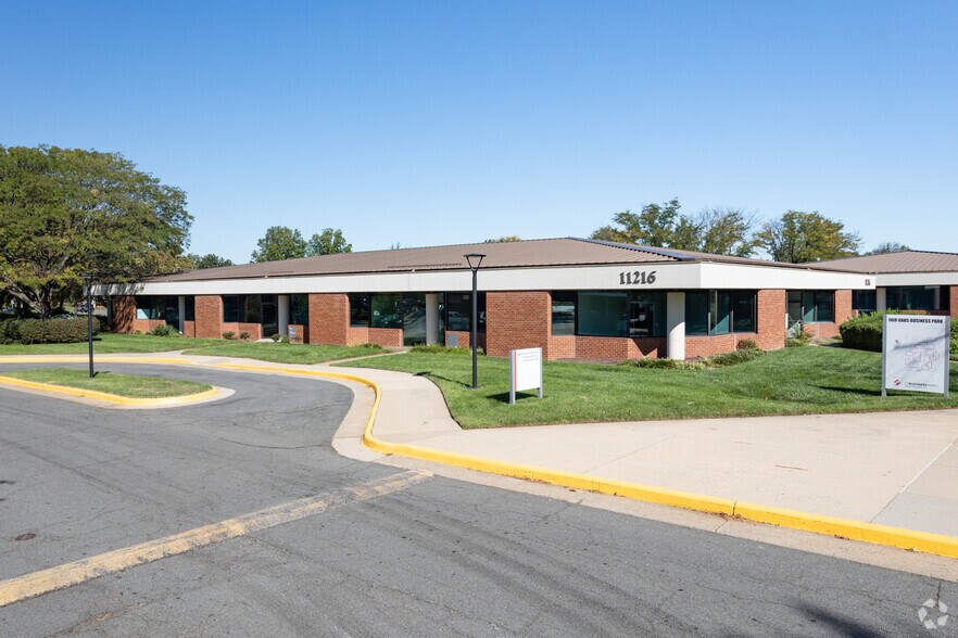 Primary Photo Of 11216 Waples Mill Rd, Fairfax Office For Lease